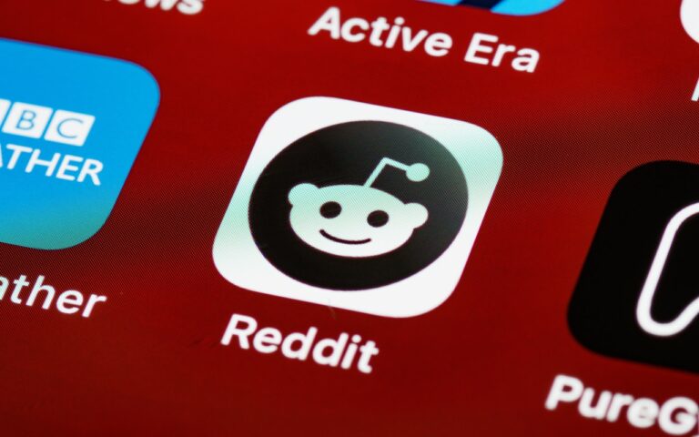 The Top 30 Amazon Recommendations From Reddit